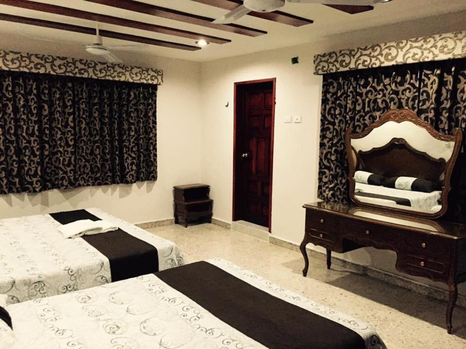 巴利亚多利德 Hostal Kin-Beh旅舍 外观 照片