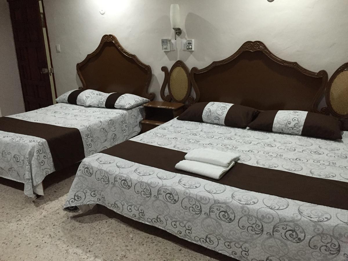 巴利亚多利德 Hostal Kin-Beh旅舍 外观 照片