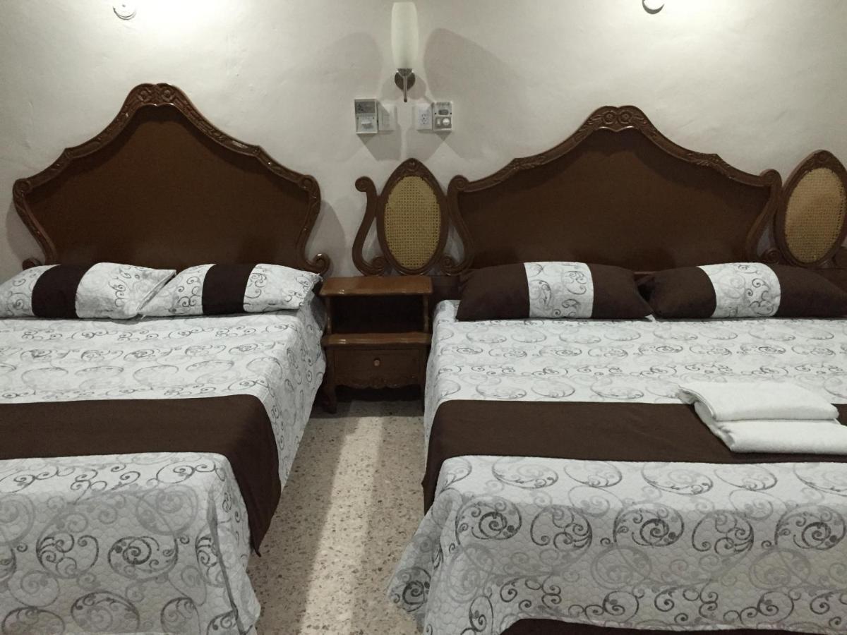 巴利亚多利德 Hostal Kin-Beh旅舍 外观 照片